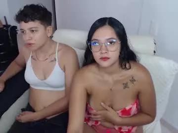 Freechat antonella_cruz02 on Chaturbate