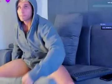 Freechat apolo_strange on Chaturbate