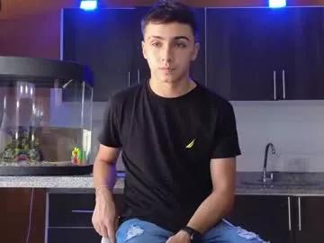 Freechat aron__cooper on Chaturbate