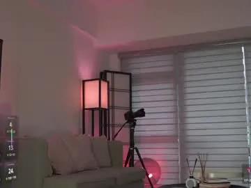 Freechat belle_adrienne on Chaturbate