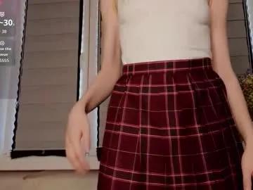 Freechat cherrypepperkiss on Chaturbate