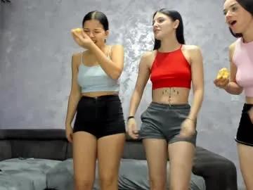 Freechat dirtygirls99 on Chaturbate