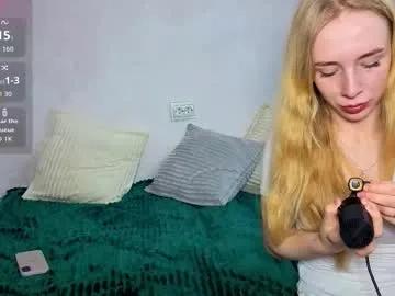 Private emily0303 on Chaturbate