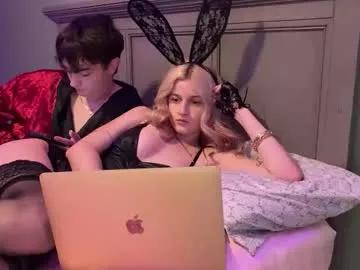 Freechat foxyroxie777 on Chaturbate
