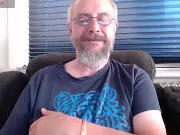 Freechat hardmrlazy on Chaturbate