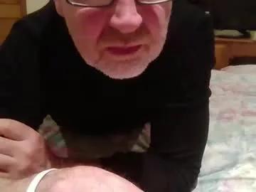 j4ckcock — J4ck - #straight #mature guy #uncut bwc #sub , Craving the experience of cocks ! #cum fill me with your meat n cream !