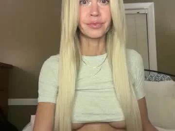 karabearr on Chaturbate 