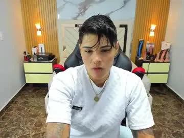 Freechat karolandluna on Chaturbate