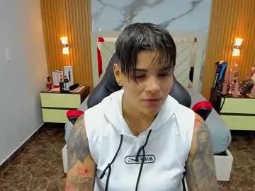Freechat karolandluna on Chaturbate
