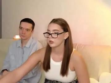 Freechat kris_amelia on Chaturbate