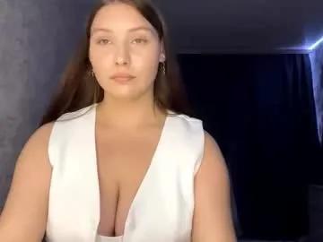 Freechat laurenjungling on Chaturbate