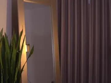 Private laurita_4 on Chaturbate