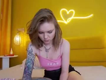 lessysweety — GOAL: sexy twerk [85 tokens remaining] Hello?! #feet #cute #fit #twerk #bigass