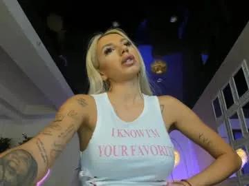 Freechat lisaakira on Chaturbate