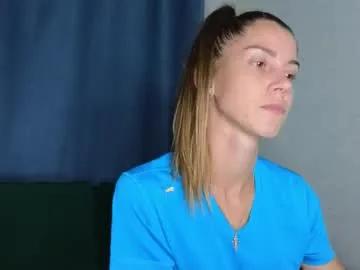 lisi4ka_basik33 on Chaturbate 