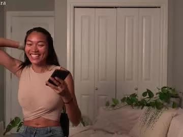 Freechat littlemiss_kira on Chaturbate