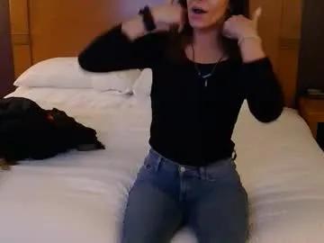 longlegstammy — play with my pussy publicly  [3000 tokens remaining]