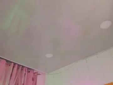 Freechat lucyy_peach on Chaturbate