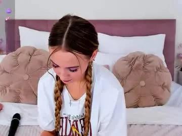 lullyfox — strip & tease.. maybe nude, sweet blonde, playful, pussy play Goal: pussy play naked [998 tokens remaining] #heels #lovense #flexible #dance #tease