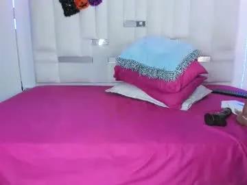 Freechat lunaasweett on Chaturbate