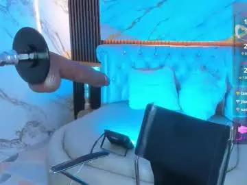 Freechat maeve_bigboobs on Chaturbate