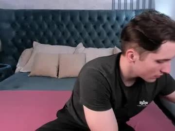 mark_yeti — Take off polo  #muscle #new #young #bigass #nonnude [290 tokens remaining]