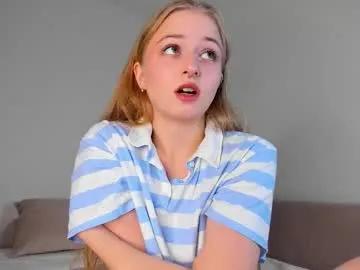 Freechat mia_meows on Chaturbate