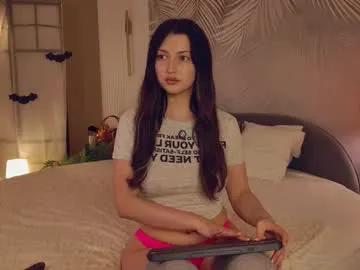 Private miley_smile on Chaturbate