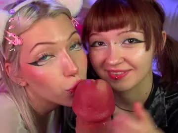 Freechat nikkisilk on Chaturbate