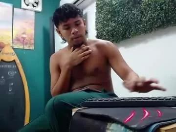 Freechat perverted_guys19 on Chaturbate