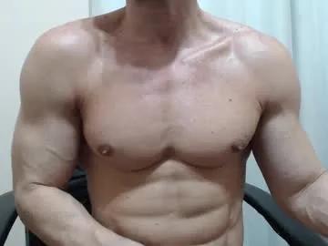 saradorj92 on Chaturbate 