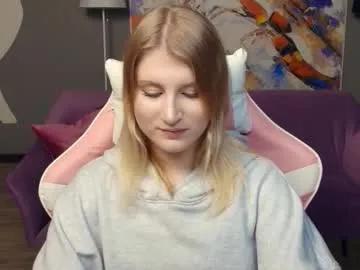 shantiyagin — GOAL: drawing for you [50 tokens remaining] hi hi^^ I'm Polly, nice to meet u!!! Let's make our day a little bit happy!!! #cute #blonde #18 #shy #new