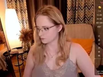 Freechat sheslinki on Chaturbate
