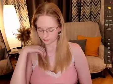 Freechat sheslinki on Chaturbate