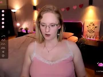 Freechat sheslinki on Chaturbate