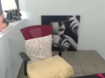 Freechat simyhvn on Chaturbate