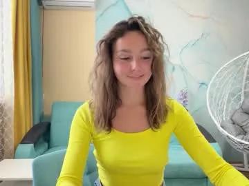 Group smiling_riddle on Chaturbate