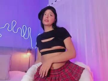 Freechat sofly_s on Chaturbate