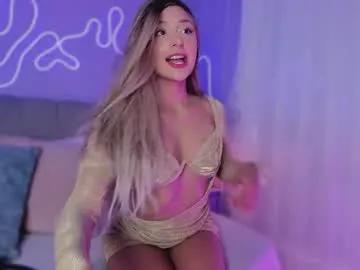 Freechat sofly_s on Chaturbate