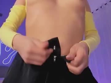 Freechat sofly_s on Chaturbate