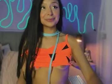 Freechat sofly_s on Chaturbate