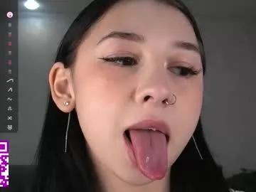 Freechat stephaniesally on Chaturbate