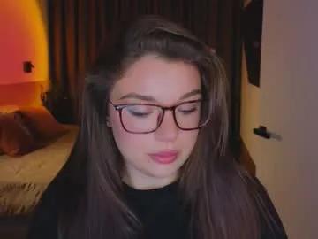 tutti_frutti_ on Chaturbate 