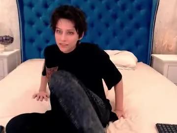 Freechat via_mayer on Chaturbate