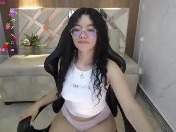 Freechat victoria_castillo_b on Chaturbate