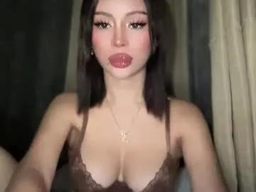 weebu010 on Chaturbate 