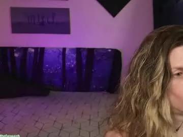 Freechat widthofapeach on Chaturbate