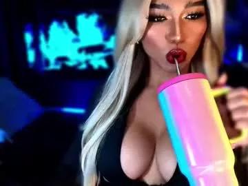 Freechat womanofyourdesire_ts on Chaturbate