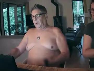 Freechat woodwurm on Chaturbate