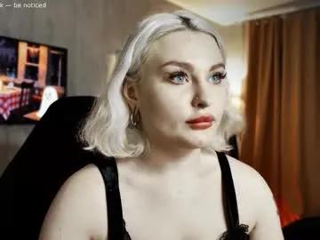 Freechat wounded_goddess on Chaturbate